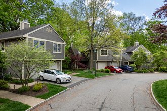 Copper Beech Condominiums in Madison, NJ - Building Photo - Building Photo