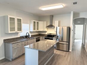 15 Zephyr Lily Pl in Palm Coast, FL - Building Photo - Building Photo