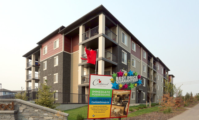 Creekwood Landing in Edmonton, AB - Building Photo - Building Photo