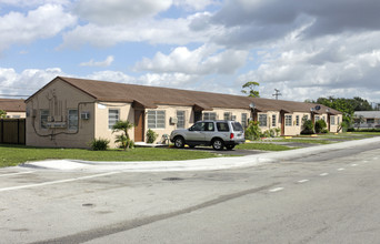 Opa Locka Apartments in Opa Locka, FL - Building Photo - Building Photo