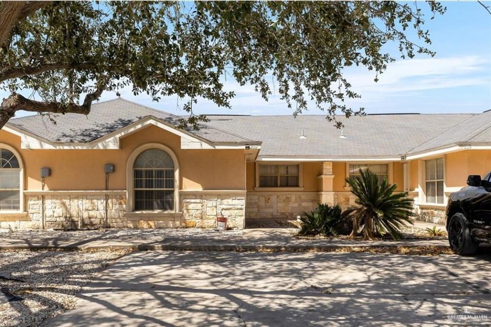 3001 Ashley Pl in Pharr, TX - Building Photo