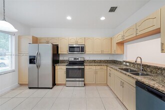 8251 SW 27th St in Miramar, FL - Building Photo - Building Photo