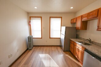 100 Seaver St, Unit 12B in Boston, MA - Building Photo - Building Photo