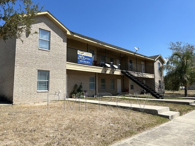 2017 Graham Ave in Mission, TX - Foto de edificio - Building Photo