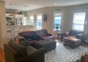 102 Morrison Ave, Unit 2A in Somerville, MA - Building Photo - Building Photo