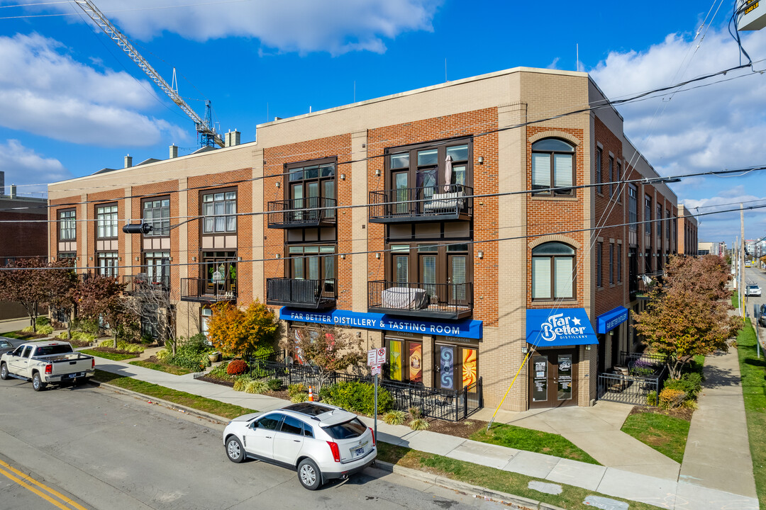 District Lofts in Nashville, TN - Building Photo