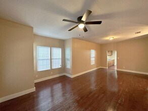 907 NW 5th Ave in Gainesville, FL - Building Photo - Building Photo