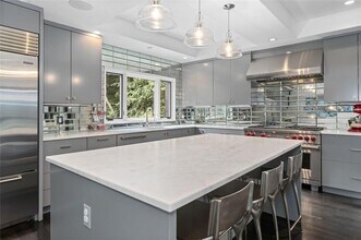 4 W Wesley Ridge in Atlanta, GA - Foto de edificio - Building Photo