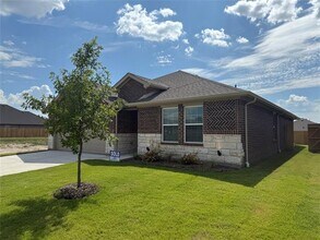 6114 Kayla Ln in Greenville, TX - Building Photo - Building Photo