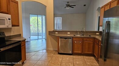 901 Culpepper Ave SE in Palm Bay, FL - Building Photo - Building Photo