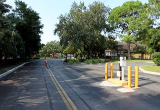 Lakewood Park at Altamonte Springs in Altamonte Springs, FL - Building Photo - Building Photo