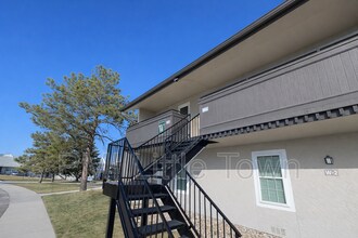 2301 E Fremont Ave in Centennial, CO - Building Photo - Building Photo