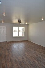 1826 Castroville Trl in Copperas Cove, TX - Building Photo - Building Photo
