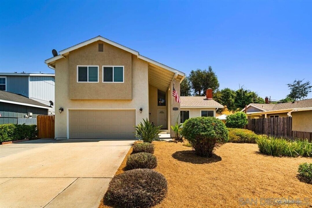 10351 Cadwell Rd in Santee, CA - Building Photo