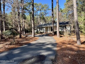 376 Grove Rd in Southern Pines, NC - Building Photo - Building Photo