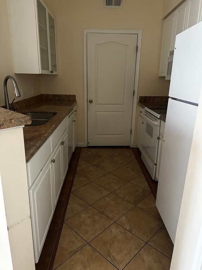 1701 E Colter St, Unit Biltmore in Phoenix, AZ - Building Photo - Building Photo