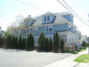 34 Church St in Bound Brook, NJ - Building Photo - Building Photo