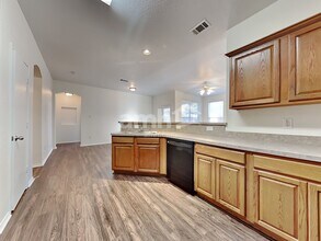 8829 Stirrup Way in Fort Worth, TX - Building Photo - Building Photo