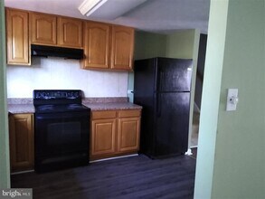 8669 Cooperhawk Ct in Columbia, MD - Building Photo - Building Photo
