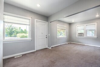 1043 S Jefferson St in Salt Lake City, UT - Building Photo - Building Photo