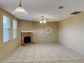 3214 Lipizzan Dr in Denton, TX - Building Photo - Building Photo