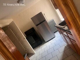 78 Hamilton Ave in Yonkers, NY - Building Photo