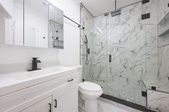 4591 Purdy Ln in West Palm Beach, FL - Foto de edificio - Building Photo