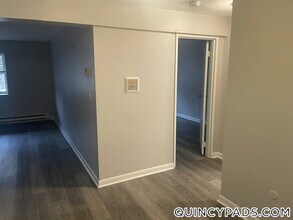 55 Elmwood Ave, Unit 4 in Quincy, MA - Building Photo - Building Photo