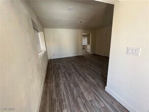 2805 Willow Wind in Las Vegas, NV - Building Photo - Building Photo