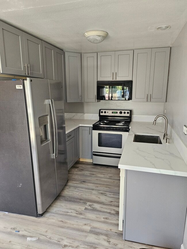 property at 2762 Casey St