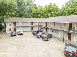 522 & 524 University Dr in Starkville, MS - Building Photo - Building Photo