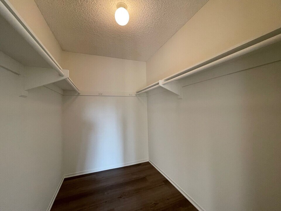 3370 Calle La Veta in San Clemente, CA - Building Photo