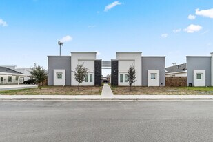 11018 N 33rd Ln, Unit 1 in McAllen, TX - Building Photo