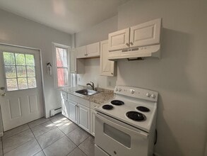 9 Lutheran St in Newburgh, NY - Building Photo - Building Photo