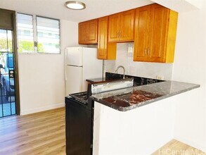755 McNeill St in Honolulu, HI - Building Photo - Building Photo