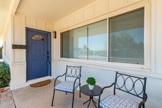 8302 E Windsor Ave in Scottsdale, AZ - Building Photo - Building Photo