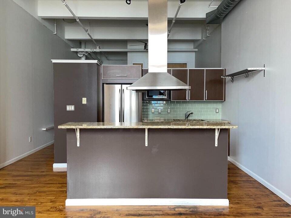 1228-32 Arch St-Unit -2D in Philadelphia, PA - Building Photo