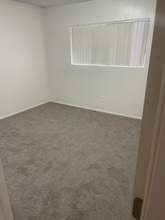 2240 E Lenita Ln in Santa Ana, CA - Building Photo - Building Photo
