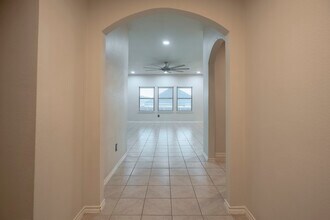 1543 Meadowlake Dr in Waxahachie, TX - Building Photo - Building Photo