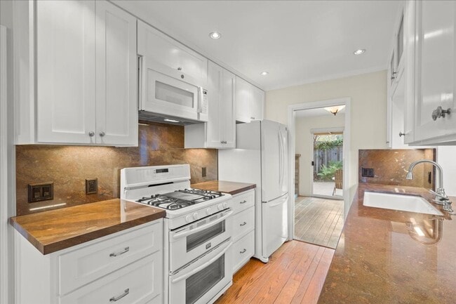 property at 1502 Fordham Way