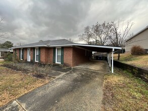 2932 McNeese Dr in Columbus, GA - Building Photo - Building Photo