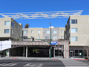 808 A Street Apartments in Hayward, CA - Building Photo - Building Photo