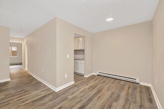 Pinecrest Apartments of Milford in Milford, OH - Foto de edificio - Interior Photo
