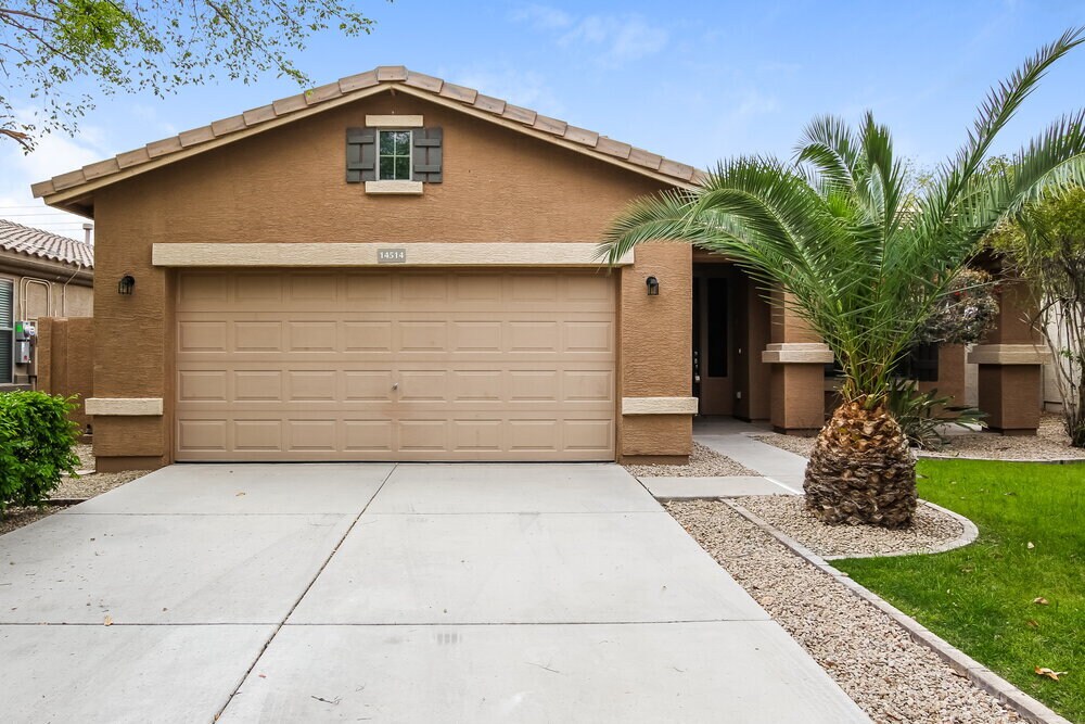 14514 N 162nd Ln in Surprise, AZ - Foto de edificio