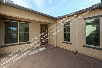 26715 N 10th Ln in Phoenix, AZ - Building Photo - Building Photo