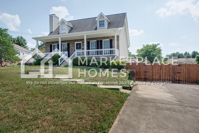 416 Sandburg Dr in Clarksville, TN - Building Photo - Building Photo