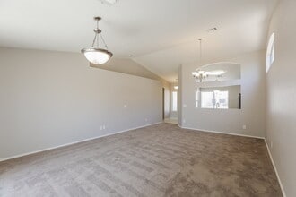 11313 W Diana Ave in Peoria, AZ - Building Photo - Building Photo