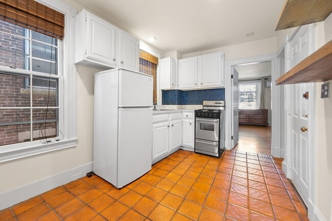 property at 80 W Cedar St