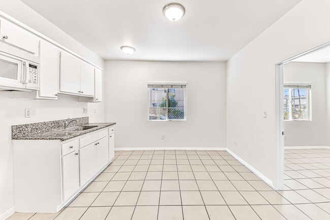 908 Martin Luther King Jr Ave