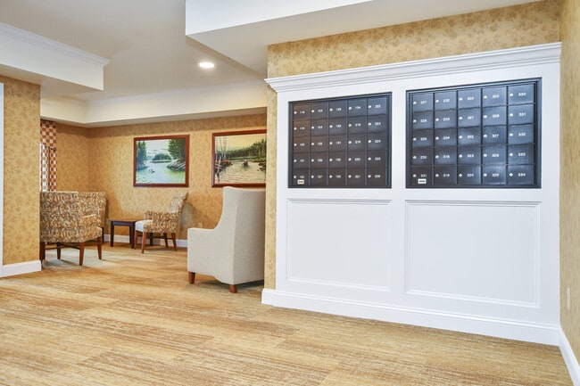 The Landings at Kingsbury in Hudson Falls, NY - Foto de edificio - Building Photo